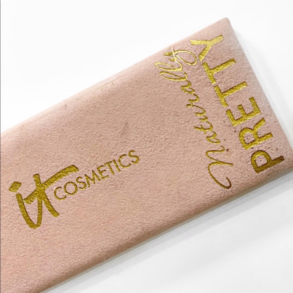 it Cosmetics: Naturally Pretty Eyeshadow Palette